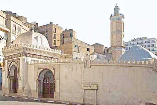 المساجد العتيقة موروث ثقافي